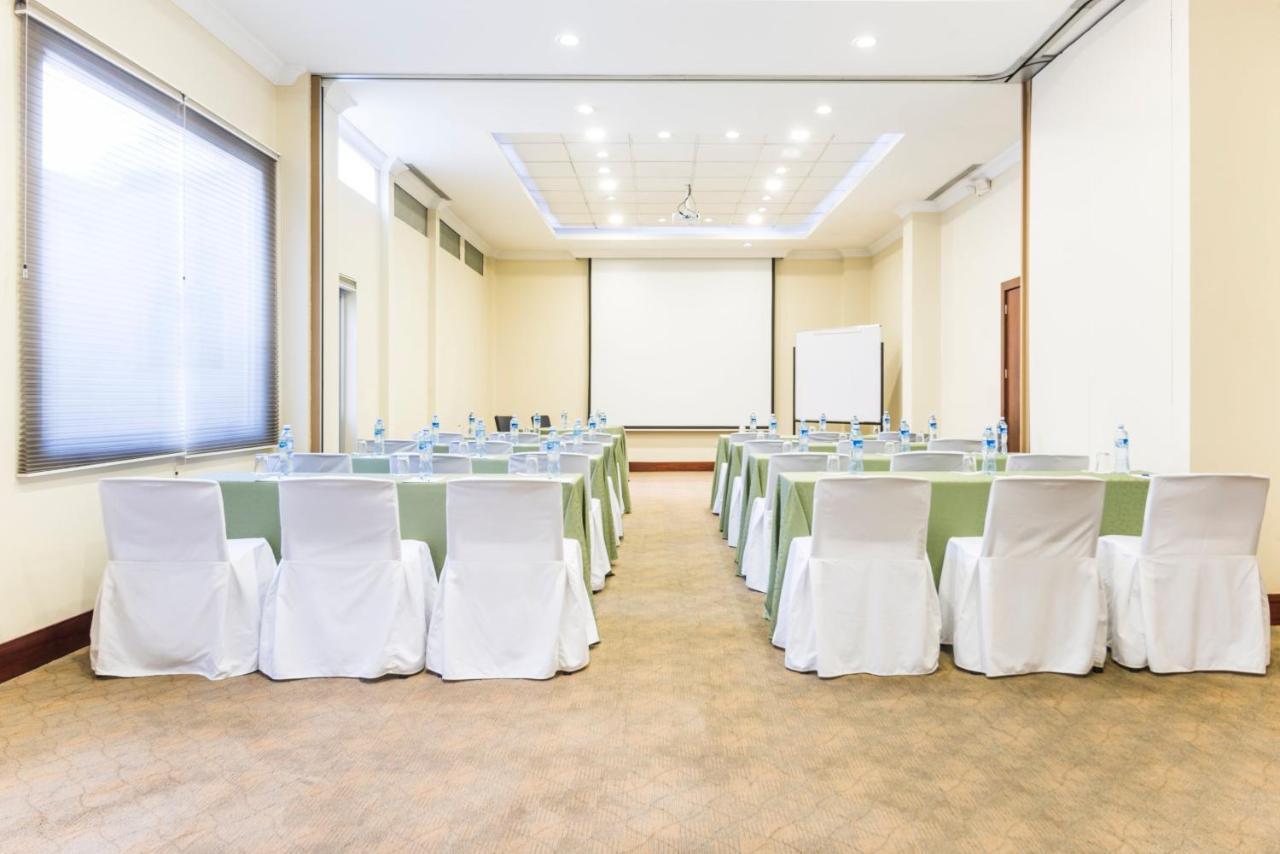 Holiday Inn Express Quito By Ihg Zewnętrze zdjęcie