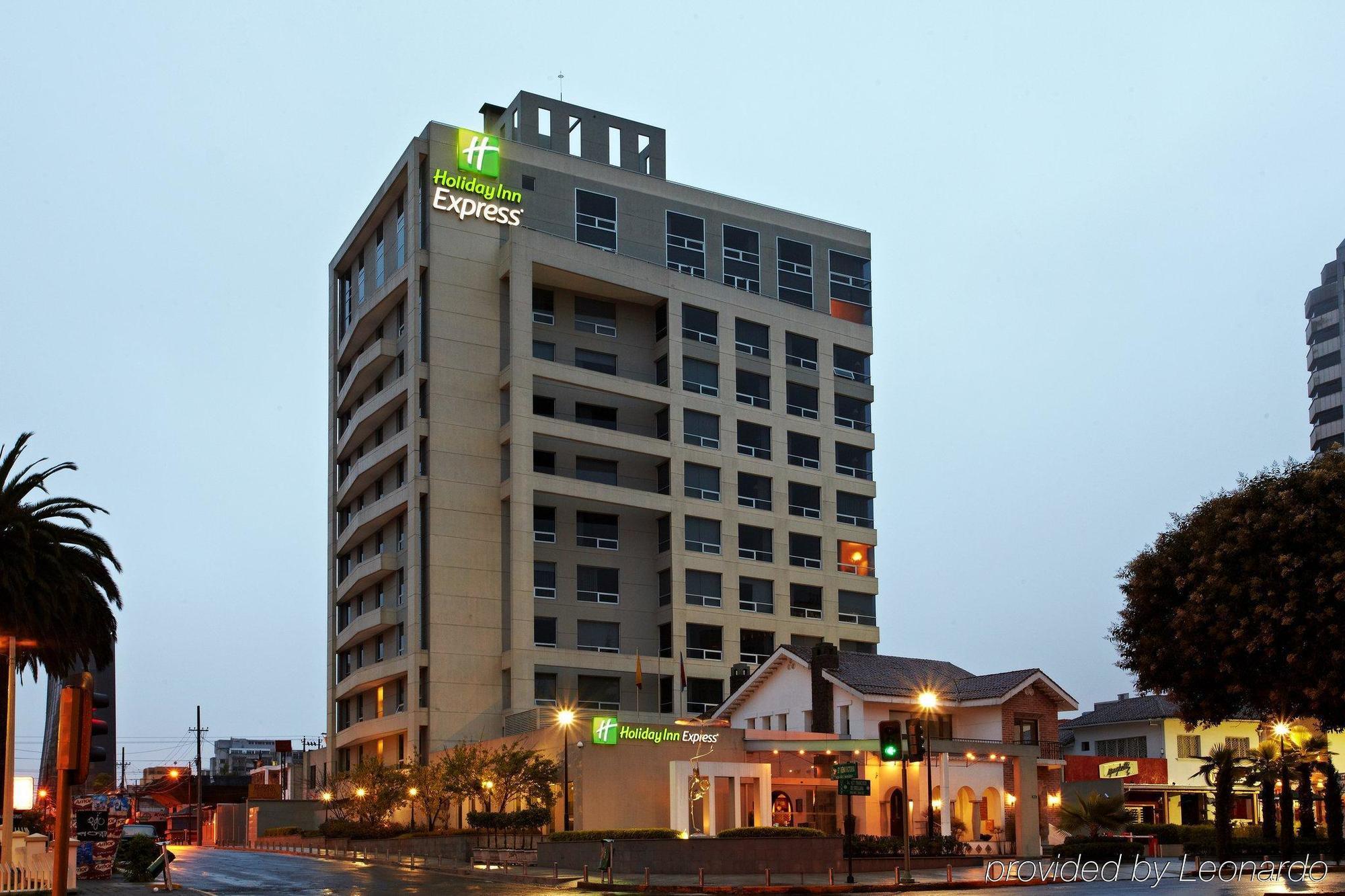 Holiday Inn Express Quito, An Ihg Hotel Zewnętrze zdjęcie