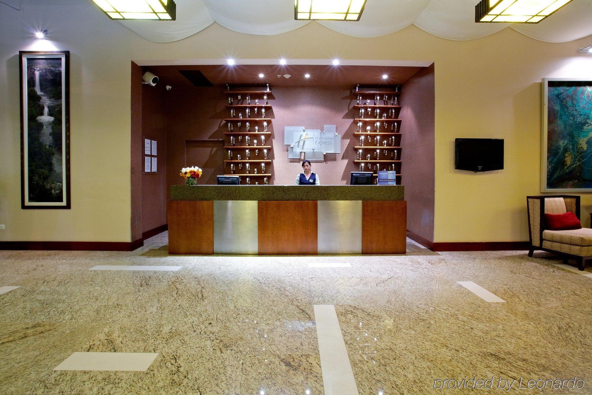 Holiday Inn Express Quito, An Ihg Hotel Zewnętrze zdjęcie