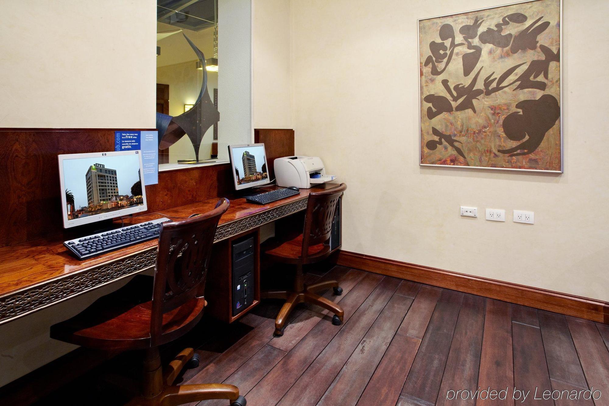 Holiday Inn Express Quito By Ihg Zewnętrze zdjęcie