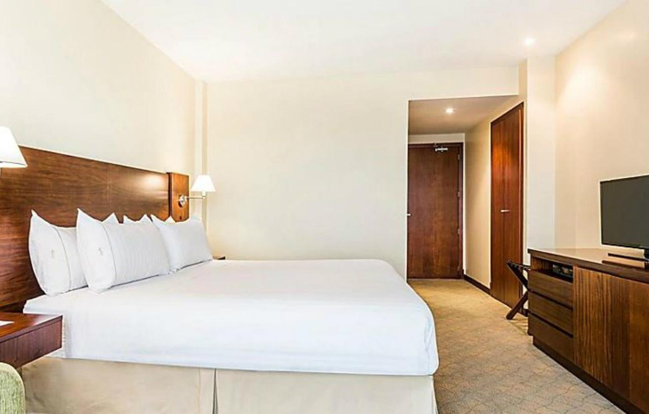 Holiday Inn Express Quito, An Ihg Hotel Zewnętrze zdjęcie