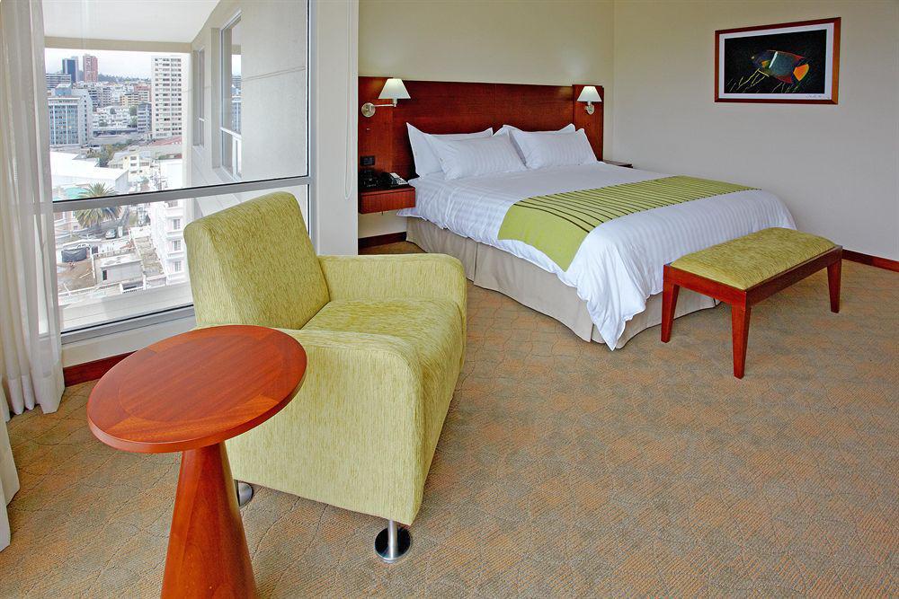 Holiday Inn Express Quito By Ihg Pokój zdjęcie